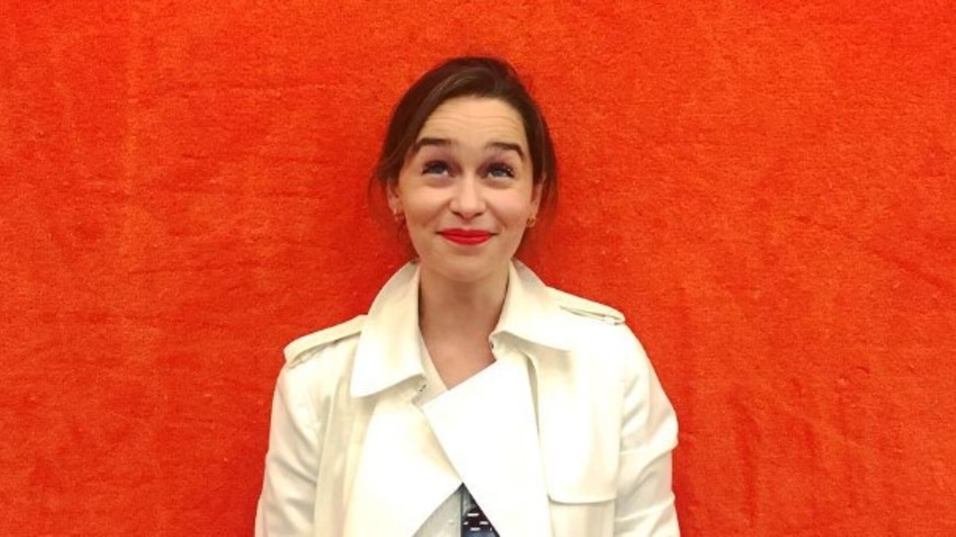 Depois dois aneurismas, Emilia Clarke diz que parte do seu cérebro não funciona