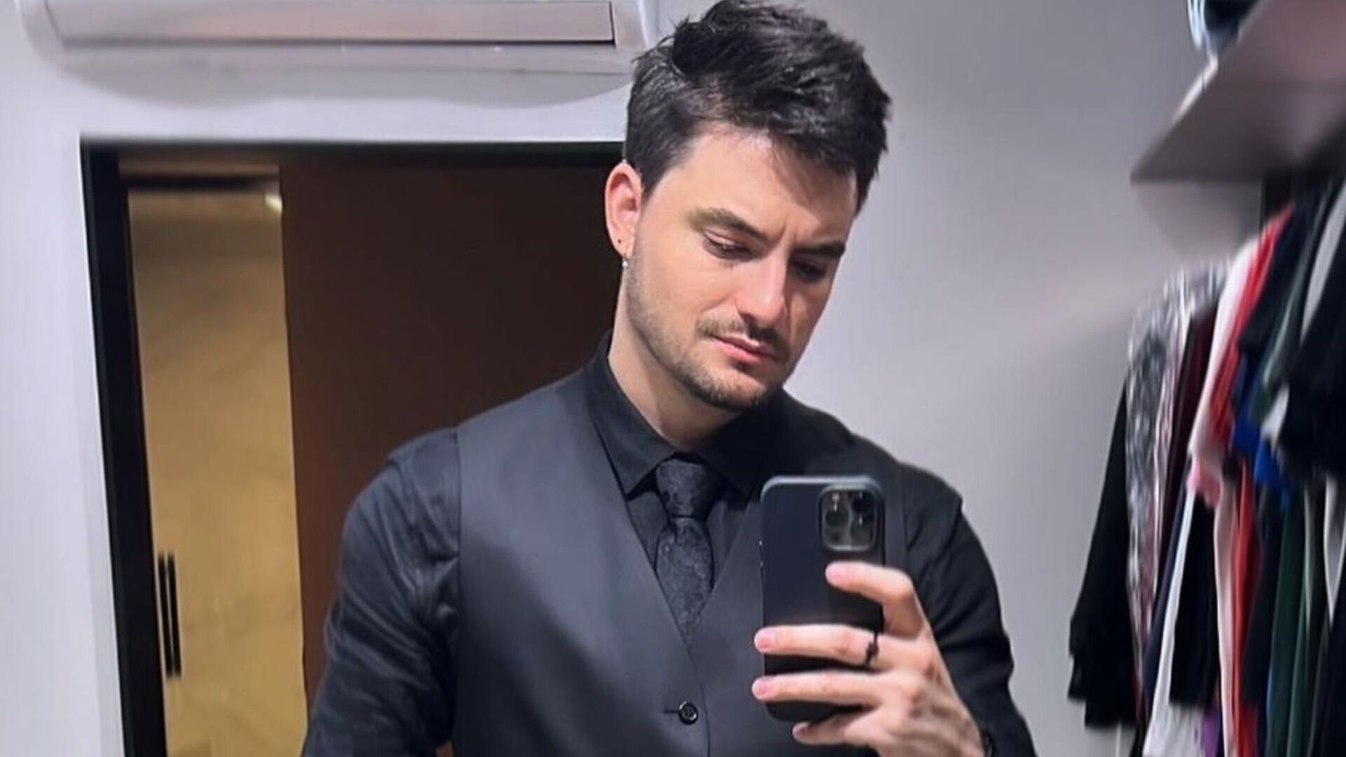 Felipe Neto impressiona ao mostrar antes e depois de seu corpo: ”Evolução lenta”