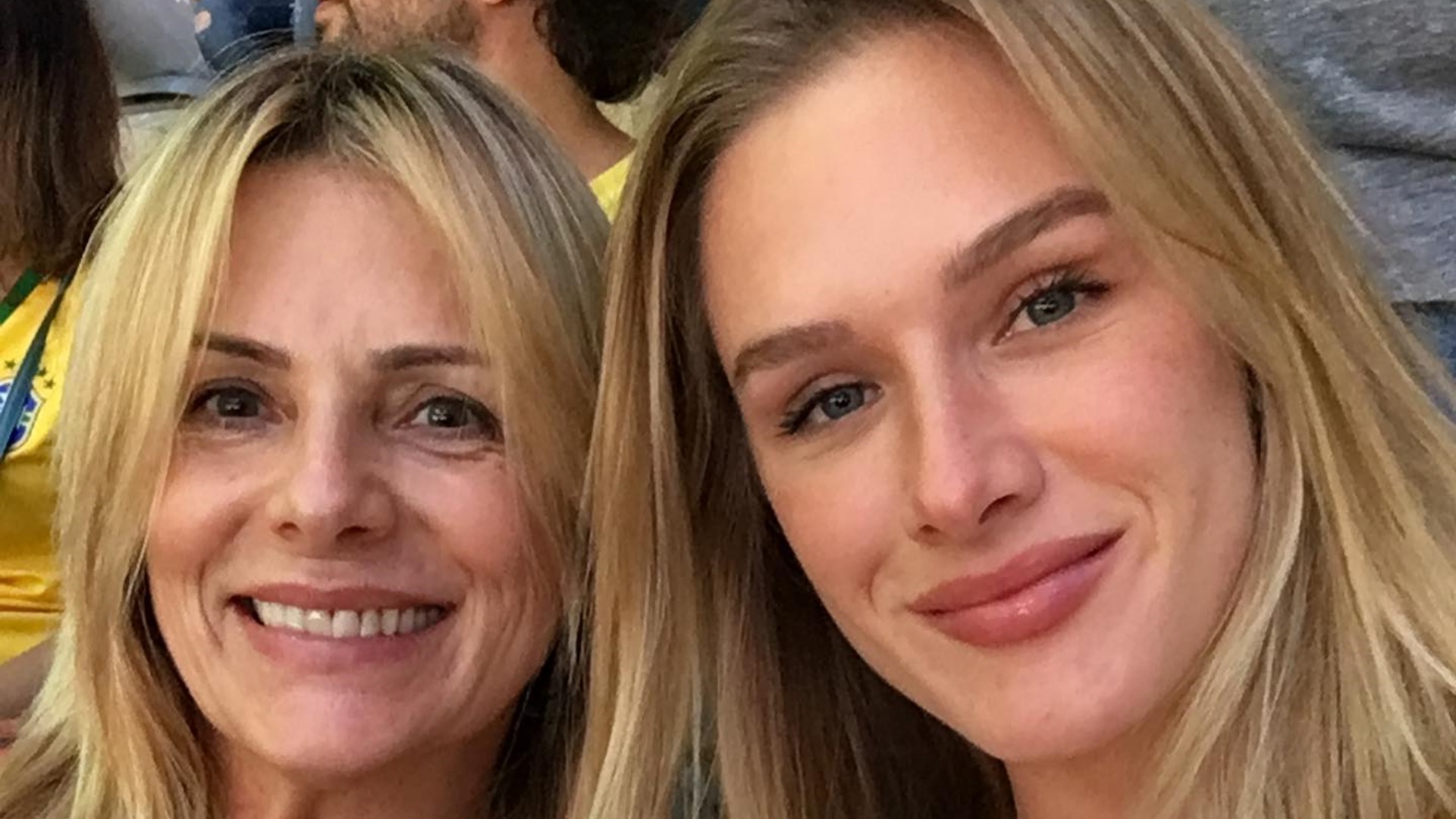 Fiorella Mattheis posta cliques raros ao lado da mãe e presta homenagem de aniversário