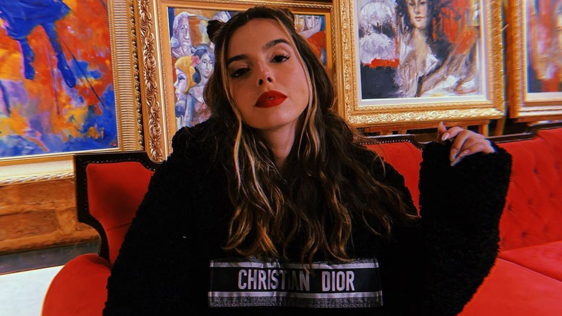 Giovanna Lancellotti revela perrengue durante viagem para Ibiza: ”Quem me vê bela, não vê o belo tombo que levei”