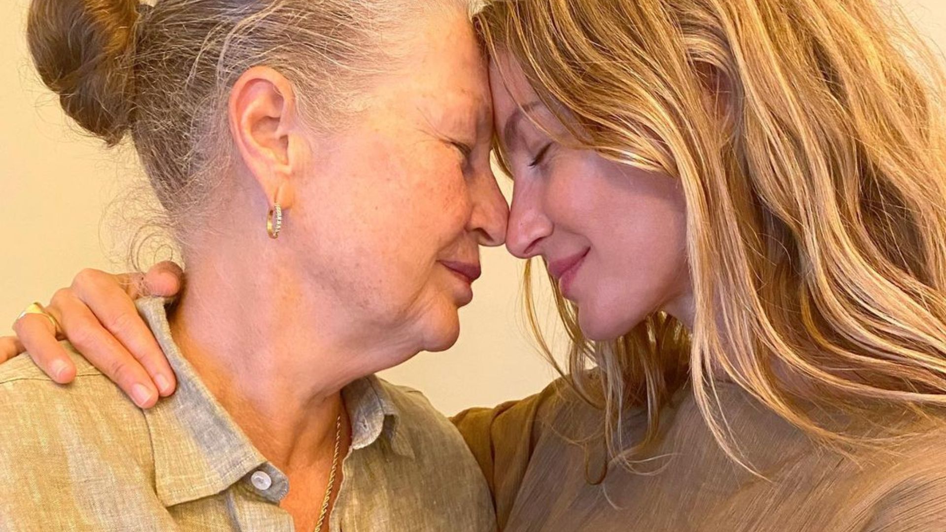 Gisele Bündchen celebra aniversário da mãe com mensagem especial nas redes sociais