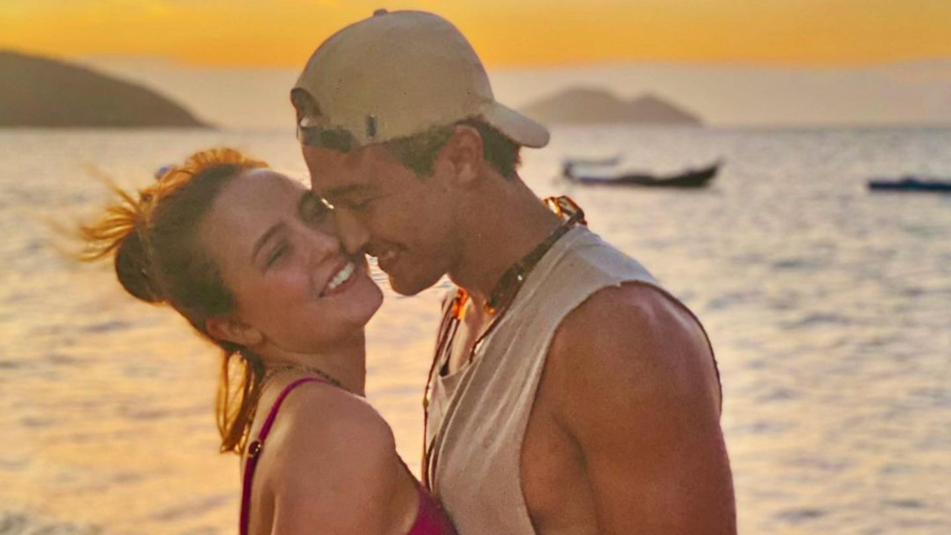 André Luiz Frambach baba ao ver selfies da namorada Larissa Manoela
