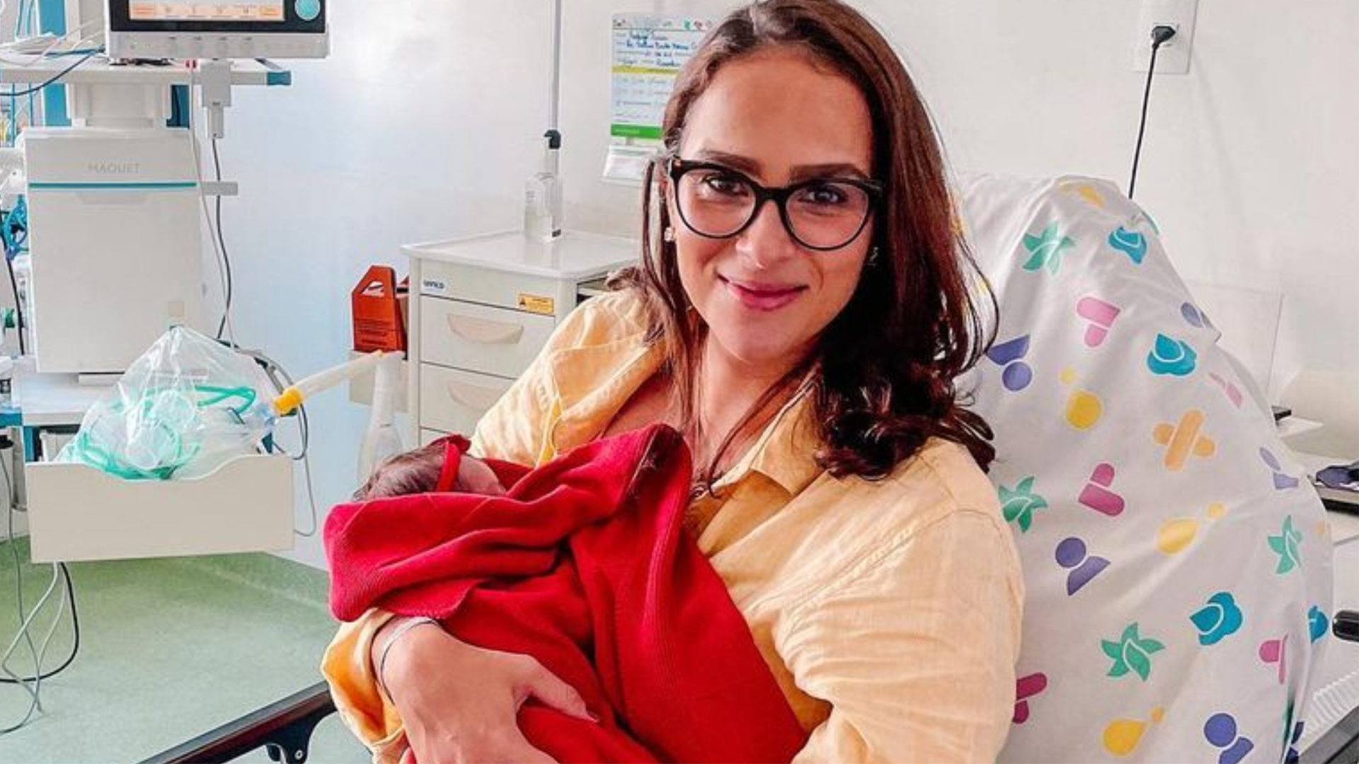 Letícia Cazarré fala sobre o primeiro mês da filha na UTI: ”Nunca imaginei passar por isso”
