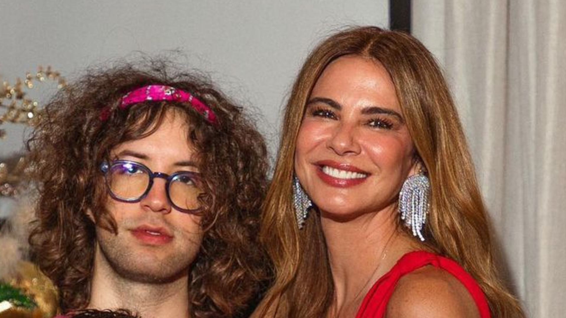 Com foto rara, Luciana Gimenez comemora o aniversário de Mick Jagger