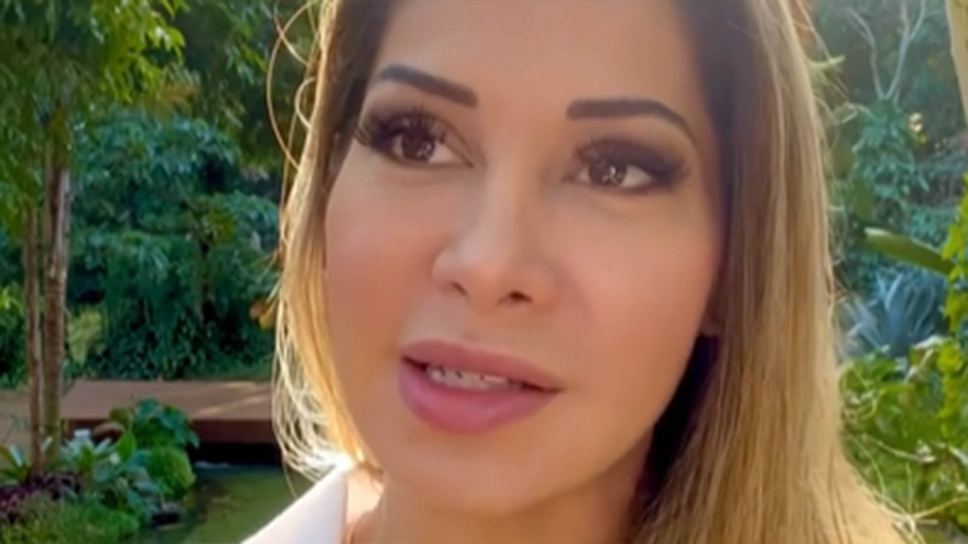 Maíra Cardi rebate especulações: ‘Deixa falar que o Arthur tem amante’