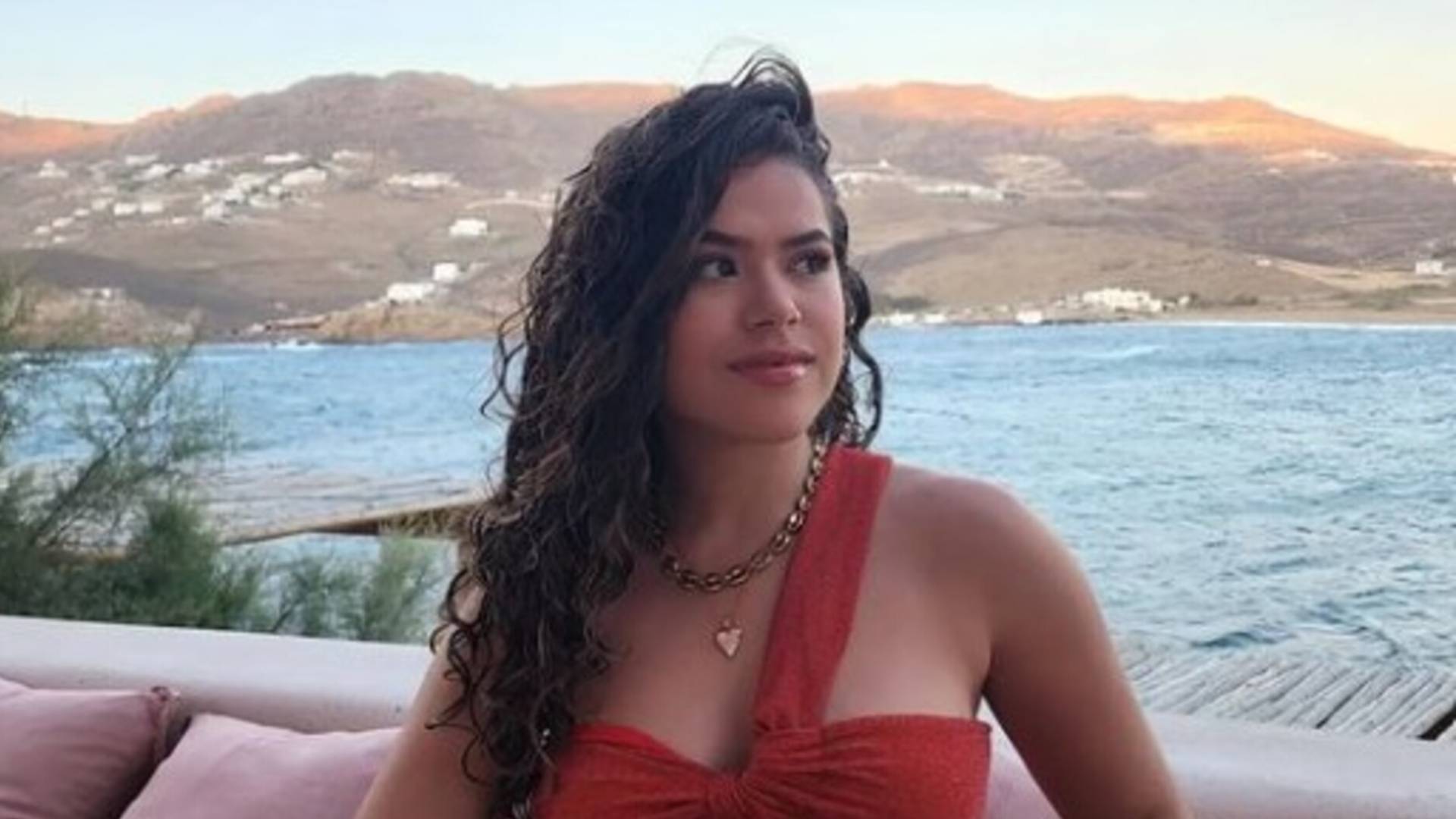 Maisa Silva comemora conquista de 44 milhões de seguidores nas redes sociais