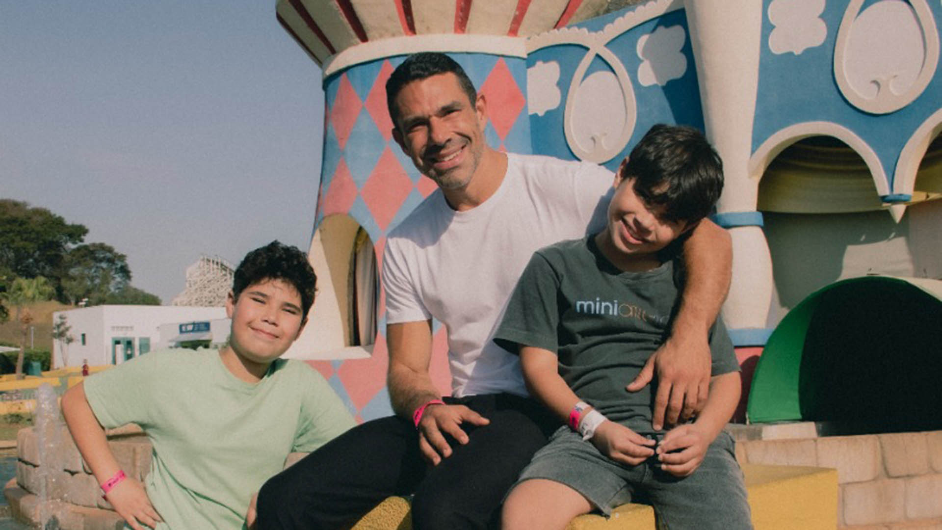 Ex de Wanessa Camargo, Marcus Buaiz emociona ao mostrar vídeo com os filhos