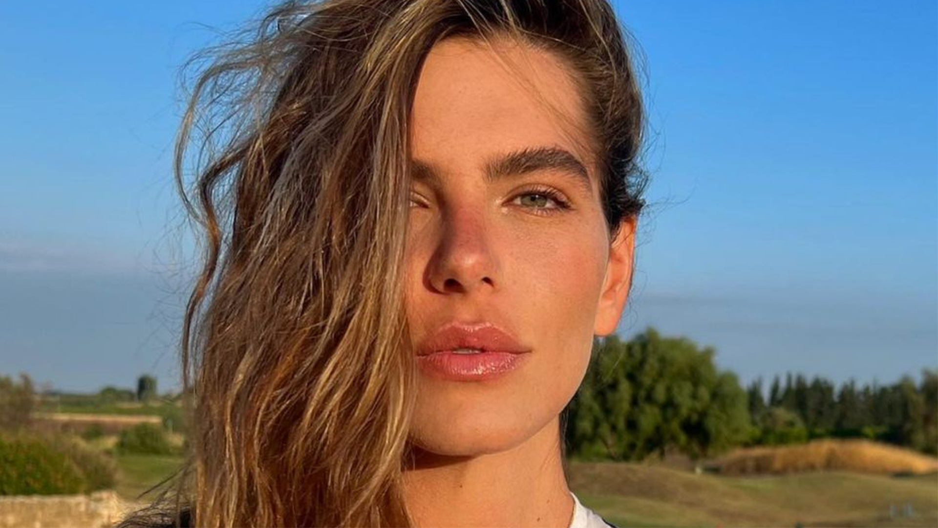 De biquíni, Mariana Goldfarb encanta em momento de diversão durante viagem com a família