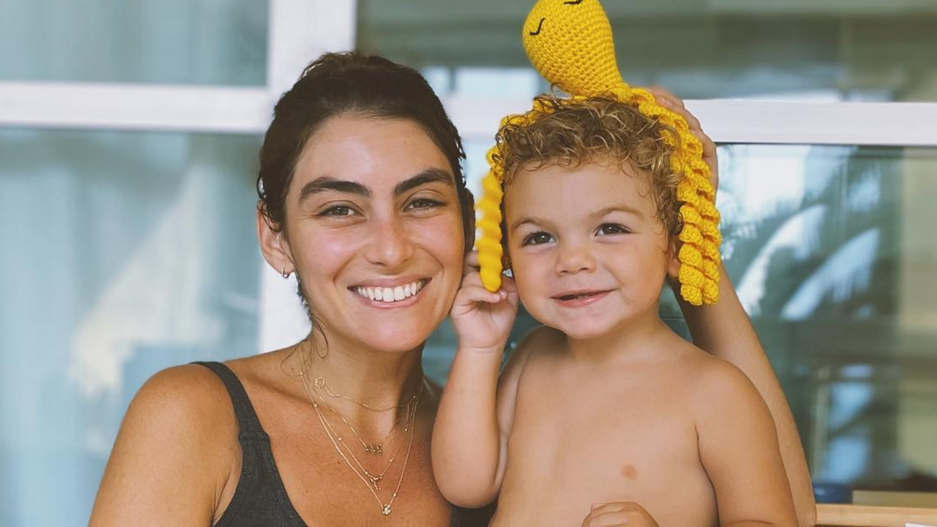 Mariana Uhlmann desabafa sobre o ‘terrible two’ de seu filho caçula e dá dicas aos internautas