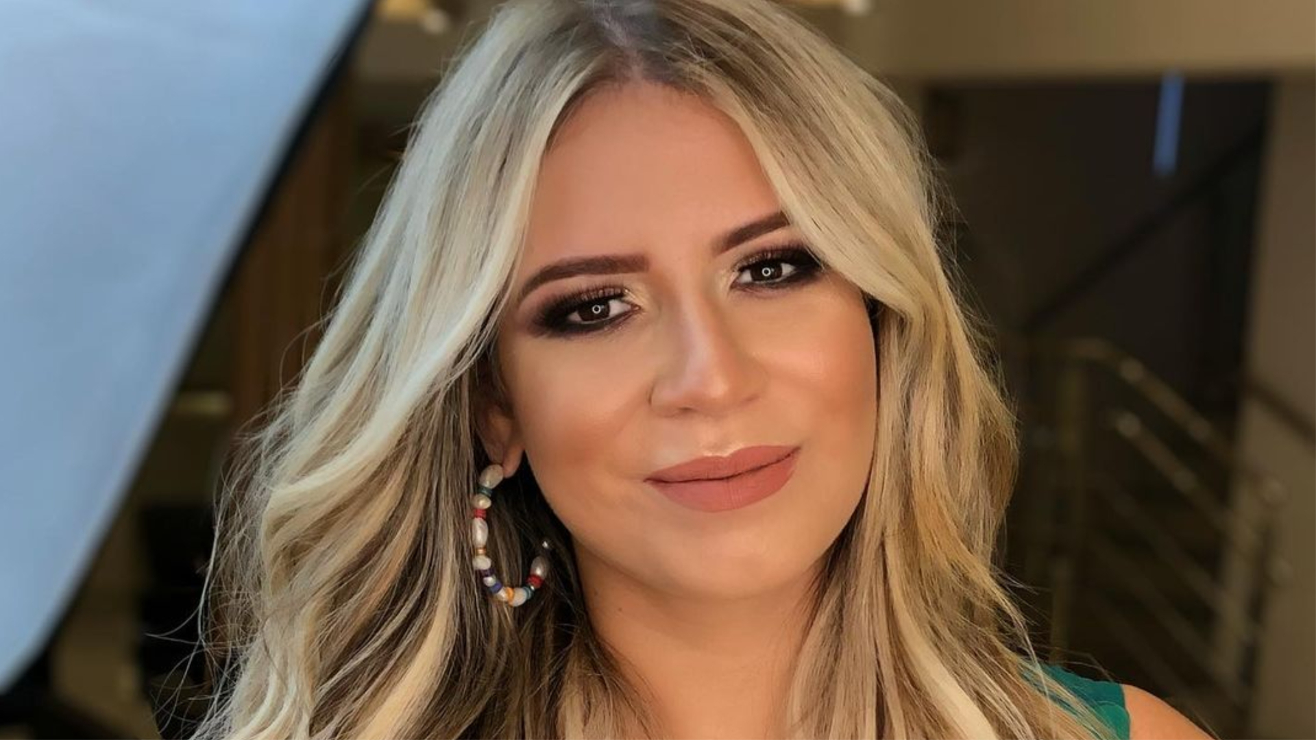 Marília Mendonça tem EP ‘Decretos Reais’ lançado, e fãs exaltam a artista: ”Eterna rainha”