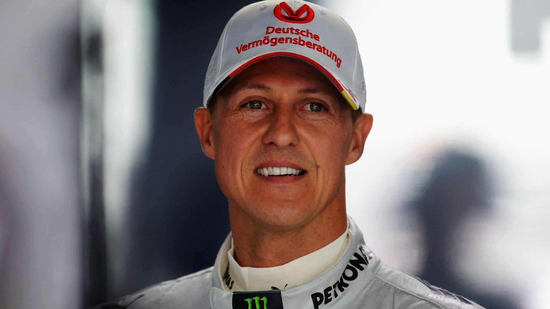 Ferrari invicta guiada por Michael Schumacher vai a leilão na Califórnia