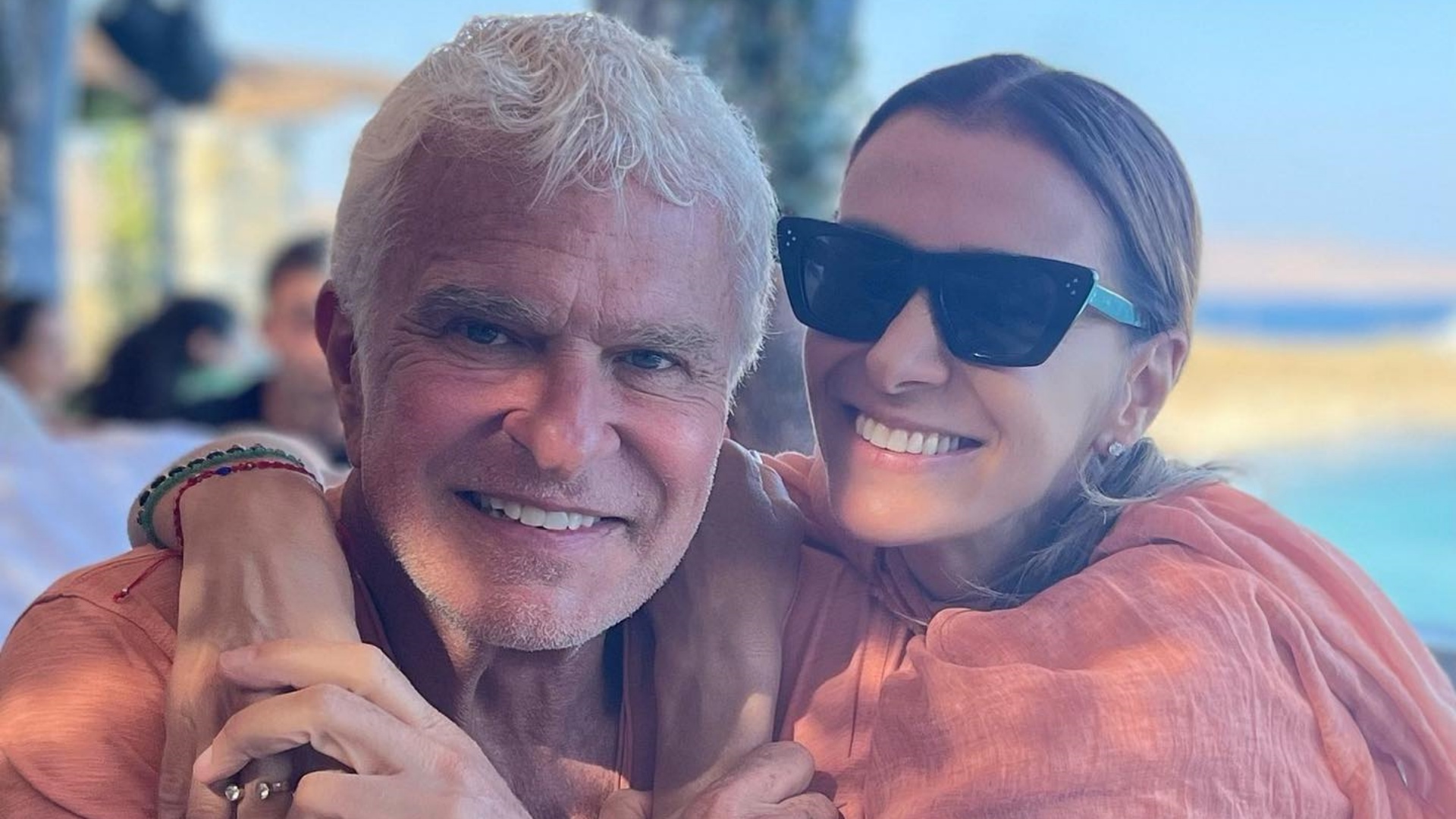 Mônica Martelli celebra aniversário do namorado com linda homenagem