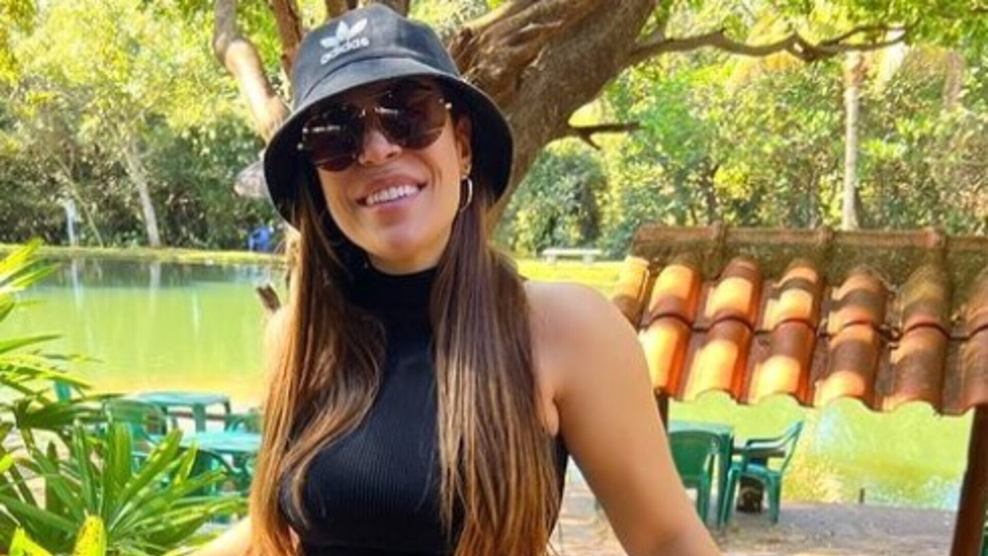 Naiara Azevedo é internada com fortes dores no estômago