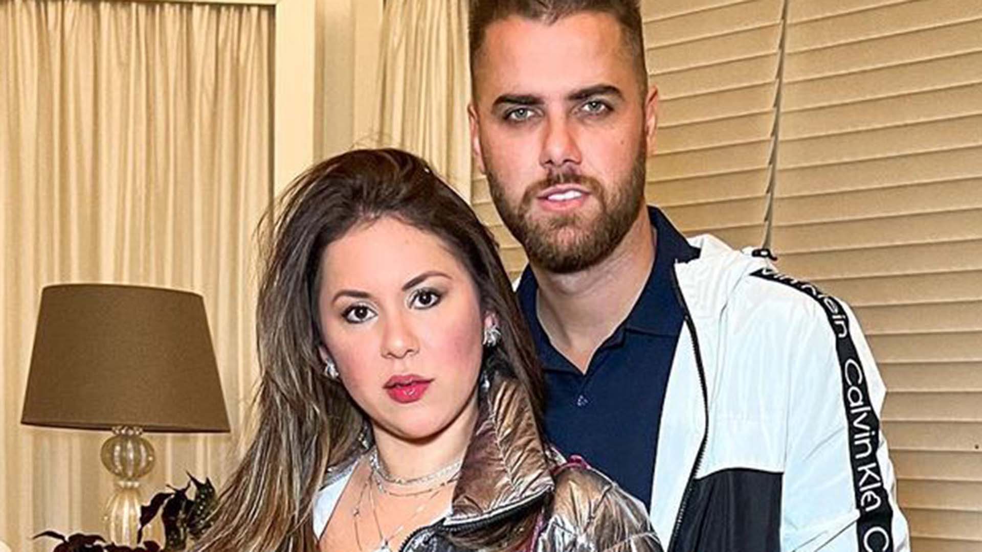Filha do sertanejo Zé Neto esbanja fofura em novas fotos