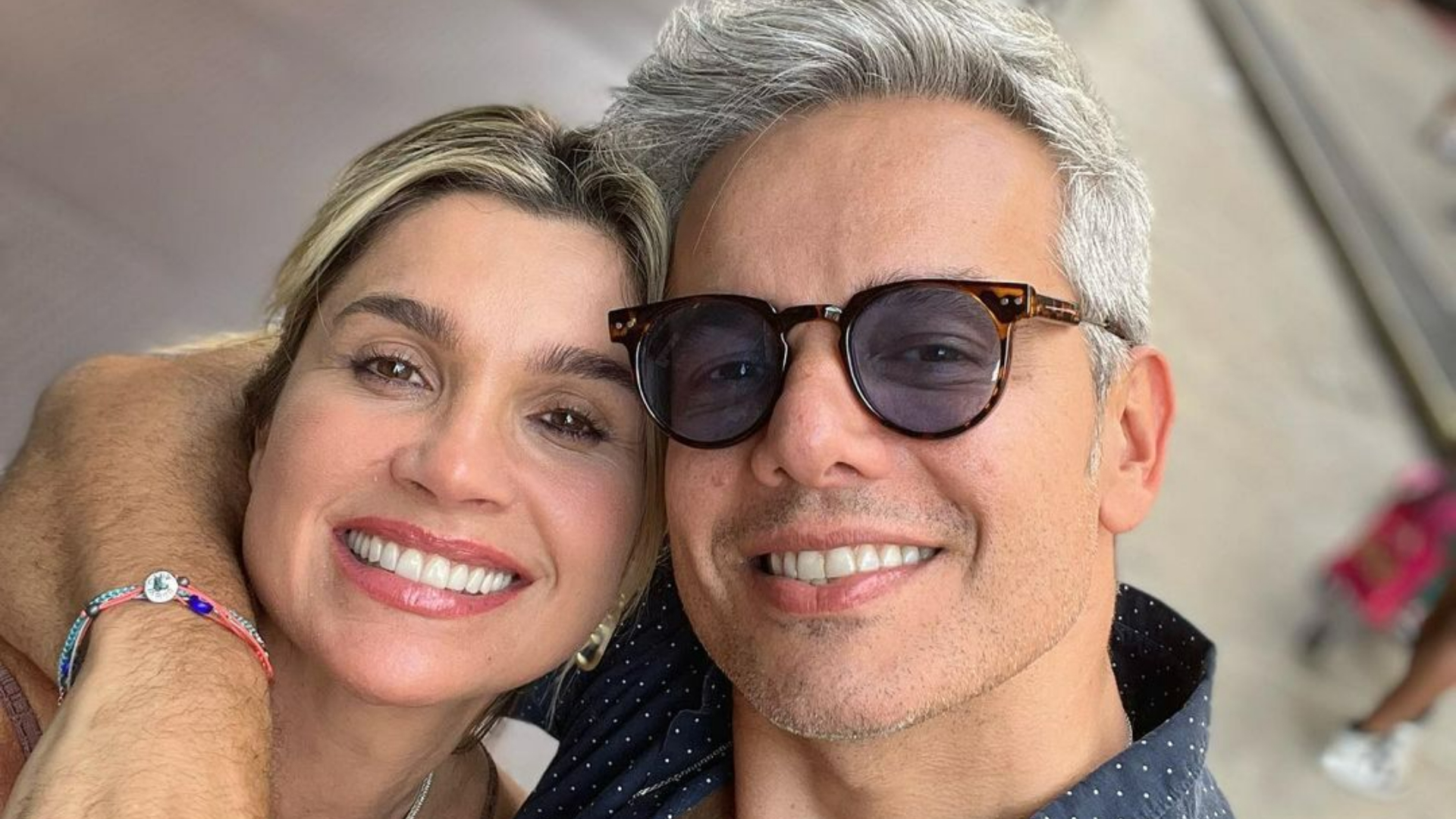 Otaviano Costa surge coladinho com Flávia Alessandra em Nova York: ”Se isso não é amor, sei mais nada!”