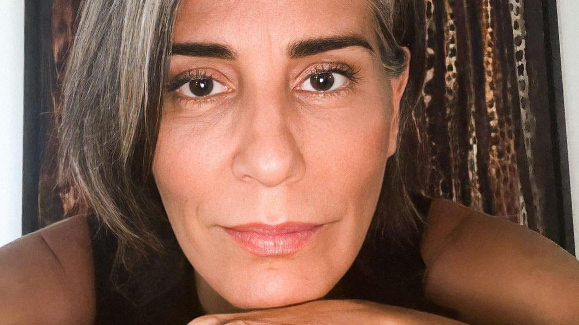 Gloria Pires reencontra artistas globais nos bastidores de ‘Além da Ilusão’