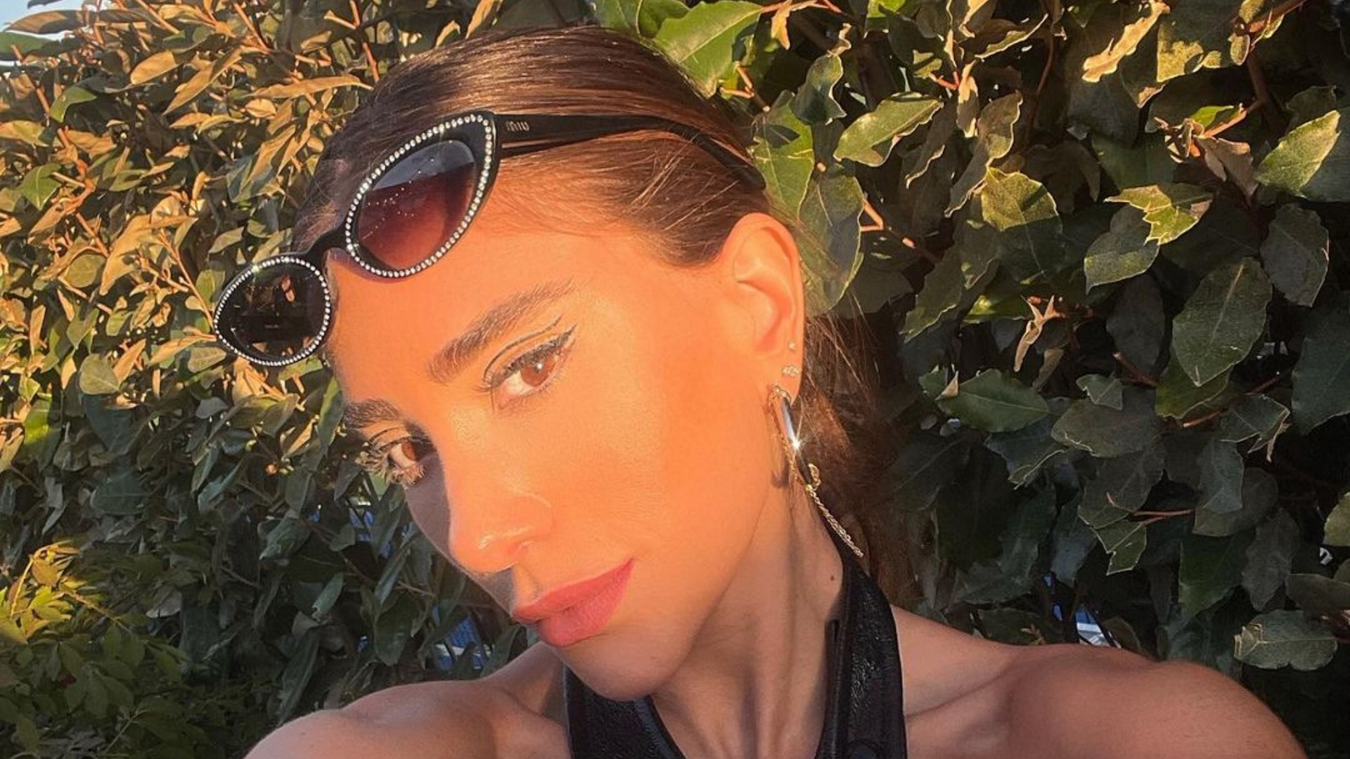 Em Mykonos, Romana Novais abre álbum de registros de dia especial