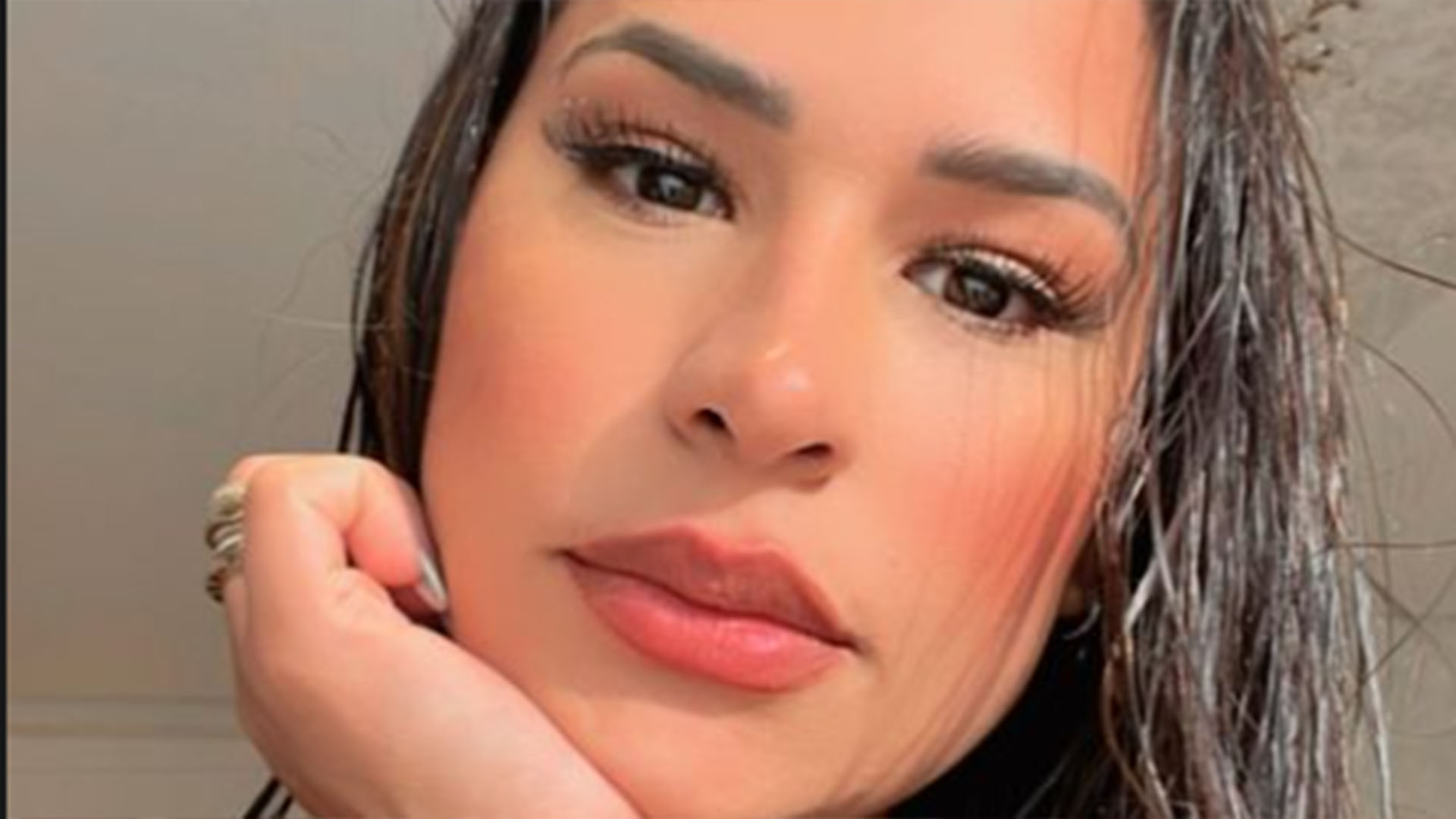 Simone Mendes muda o seu nome no Instagram e pega os fãs de surpresa