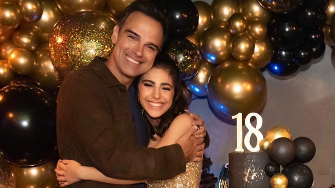 Tadeu Schmidt comemora aniversário de 18 anos da filha com festa luxuosa
