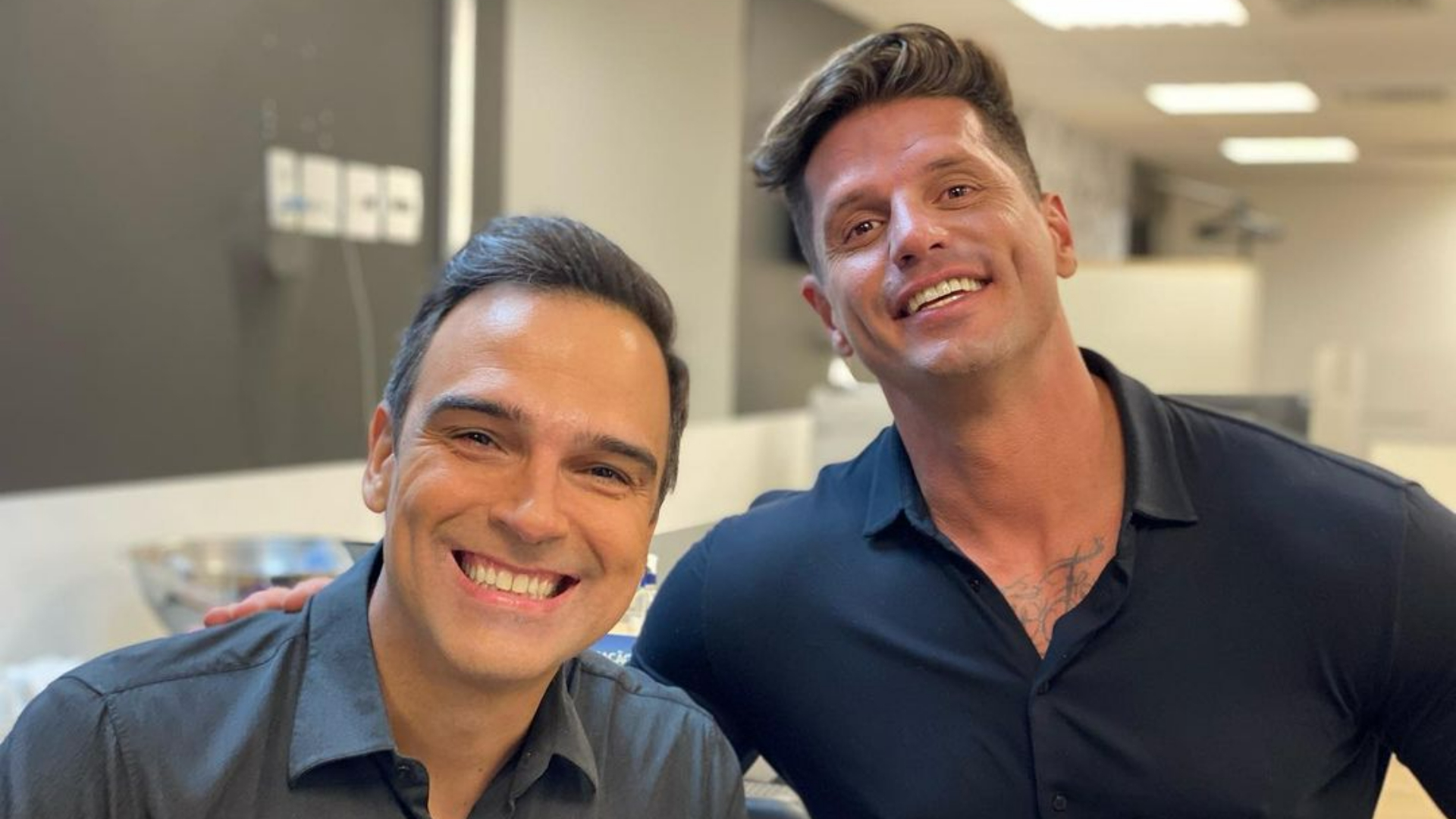 Após fim do ‘No Limite’, Tadeu Schmidt faz homenagem para Fernando Fernandes: ”Sucesso, parceiro!”