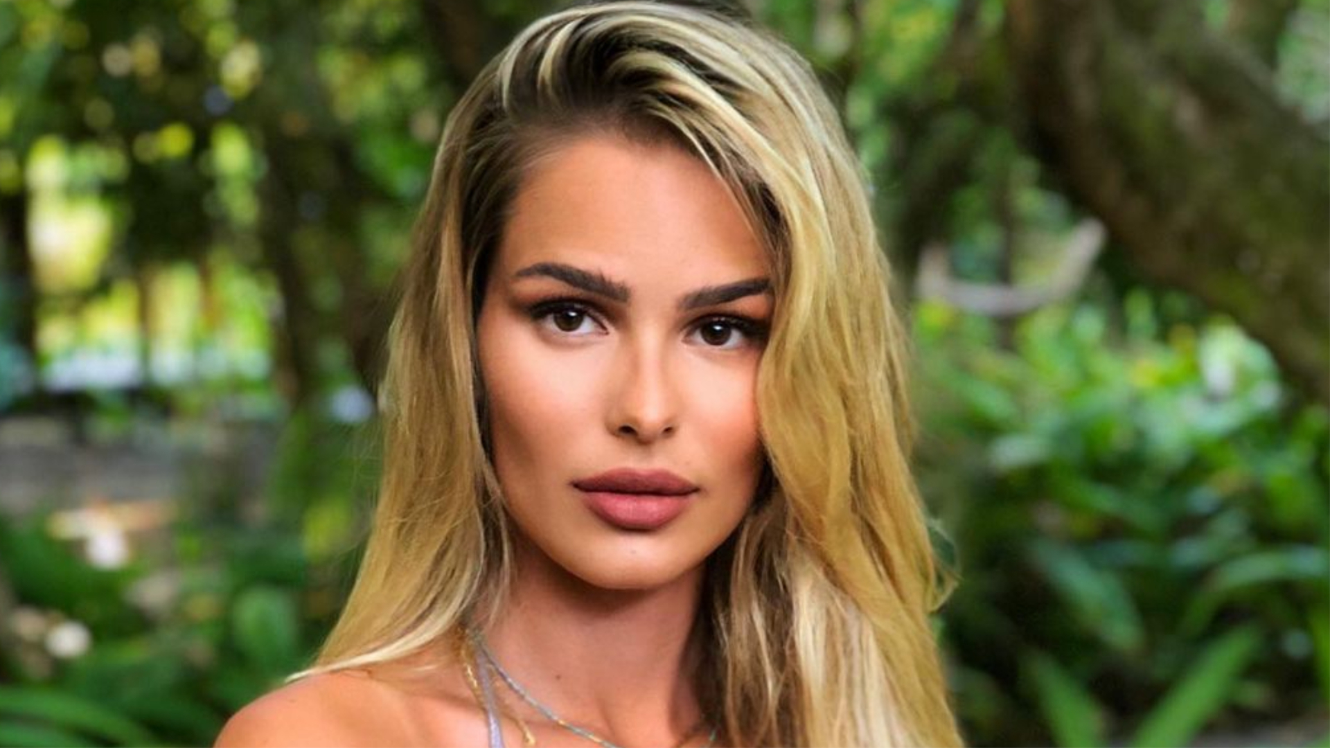 Yasmin Brunet diz que não confia em mais ninguém em desabafo na web: ”Mudei mesmo”