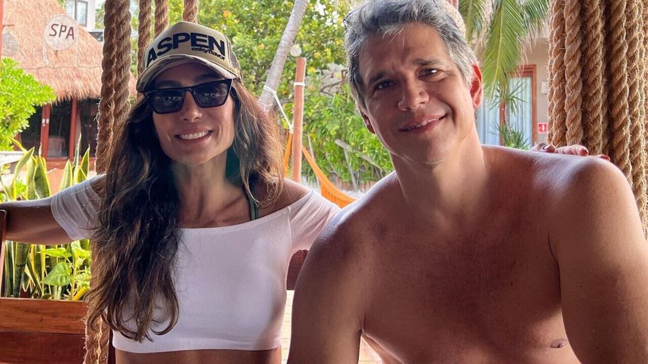Esposa de Márcio Garcia rouba a cena com corpaço em mini férias com a família