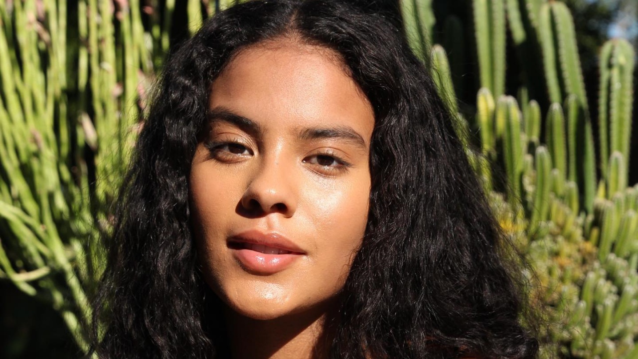 Bella Campos, a Muda de ‘Pantanal’, exibe corpaço em cliques de biquíni: “Musa”