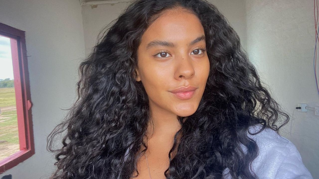 Bella Campos, atriz que interpreta Muda em ‘Pantanal’ surge com vestido de noiva