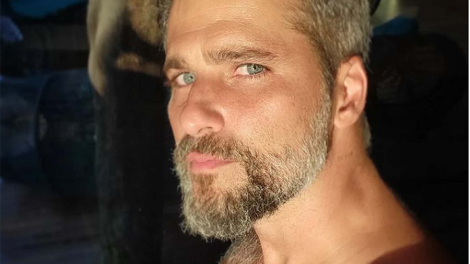 Bruno Gagliasso manda recado para o ator Sérgio Hondjakoff