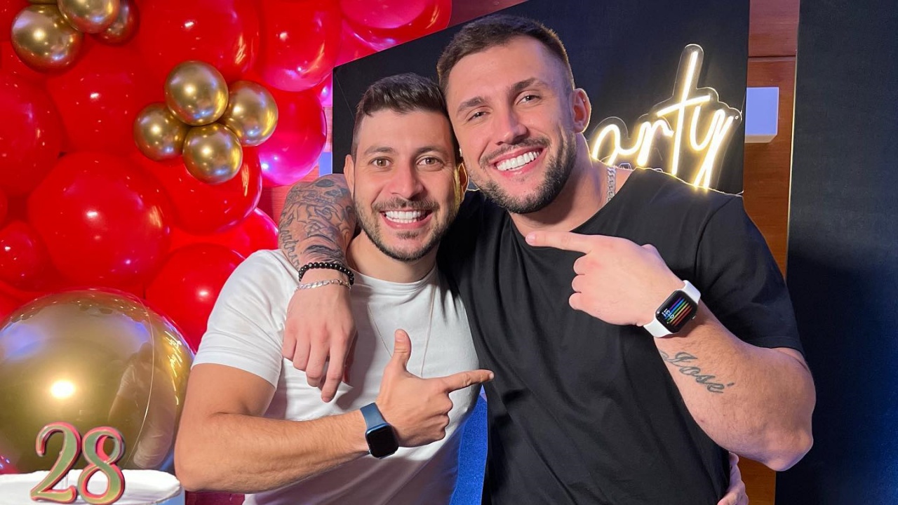 Caio Afiune comemora aniversário de 28 anos de Arthur Picoli: “Amo você”