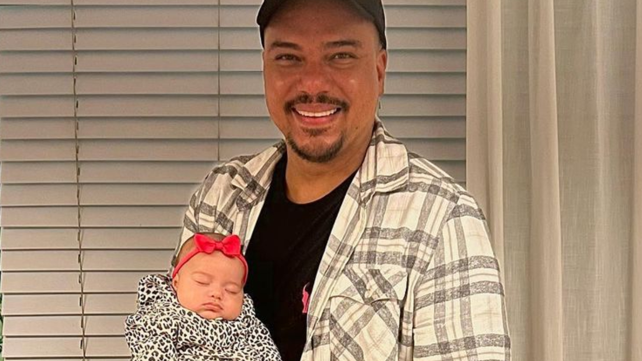 Bruno Cardoso celebra segundo mesversário da filha: ”Maior amor do mundo”