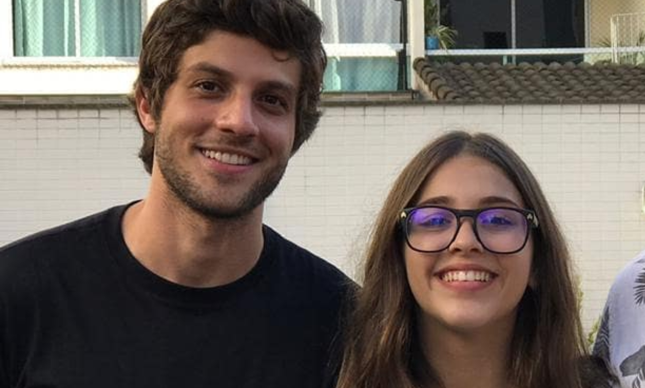 Chay Suede celebra o aniversário da irmã, Anelise: ”Tenho muito orgulho”