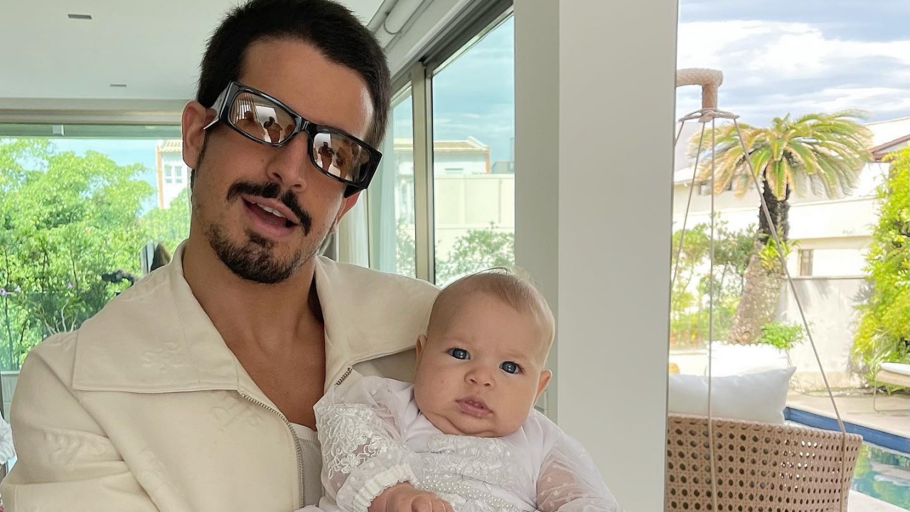 “Batizei mais uma irmã”, se derrete Enzo Celulari ao postar fotos do batizado de Chiara