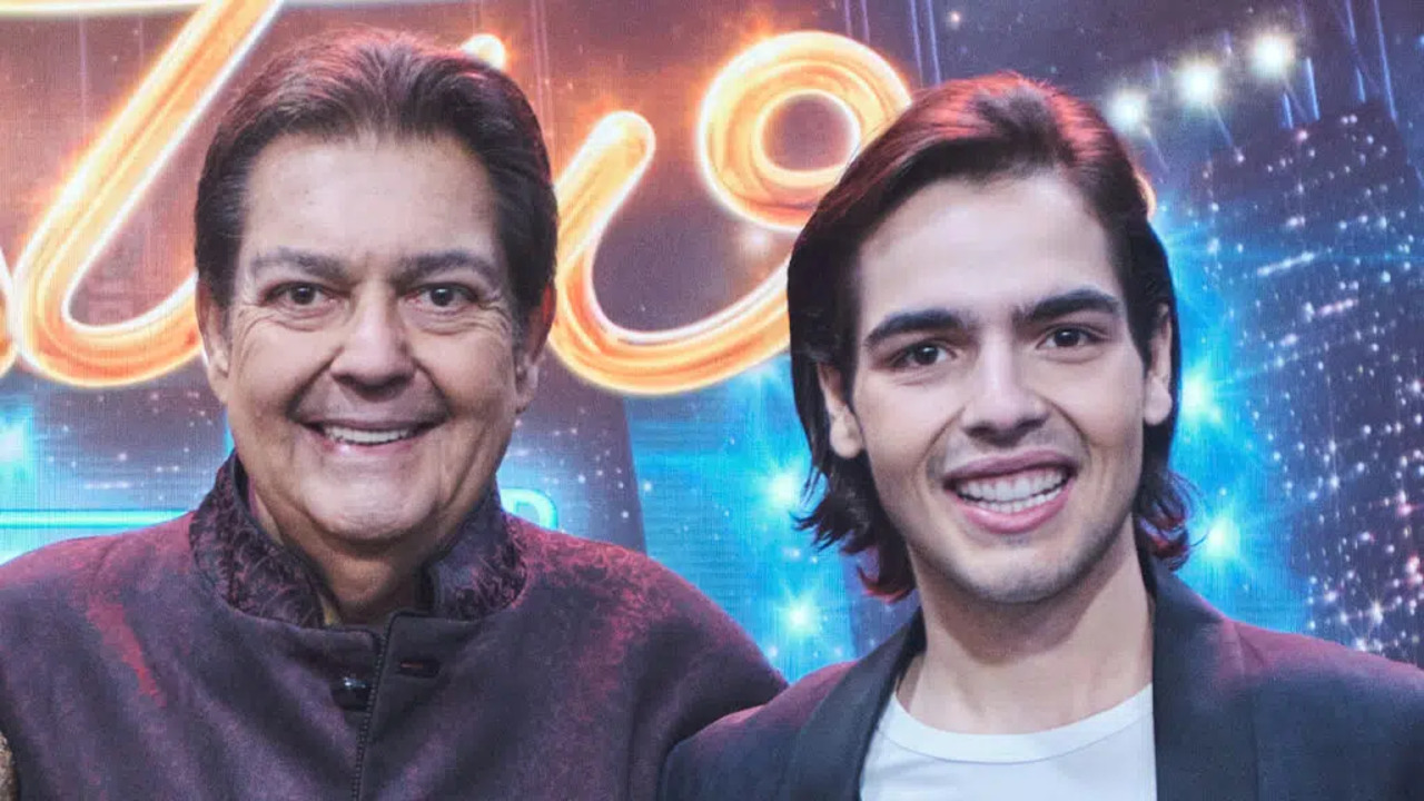 Filho de Faustão assina com a Band após cinco meses no ar: ”Meu primeiro contrato”
