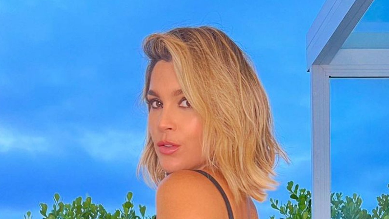 Flávia Alessandra celebra chegada dos 48 anos com vídeo especial