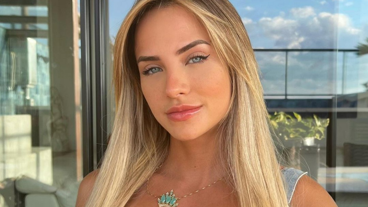 Gabi Martins fala sobre as tatuagens que fez para Tierry: ”Não pretendo tirar”