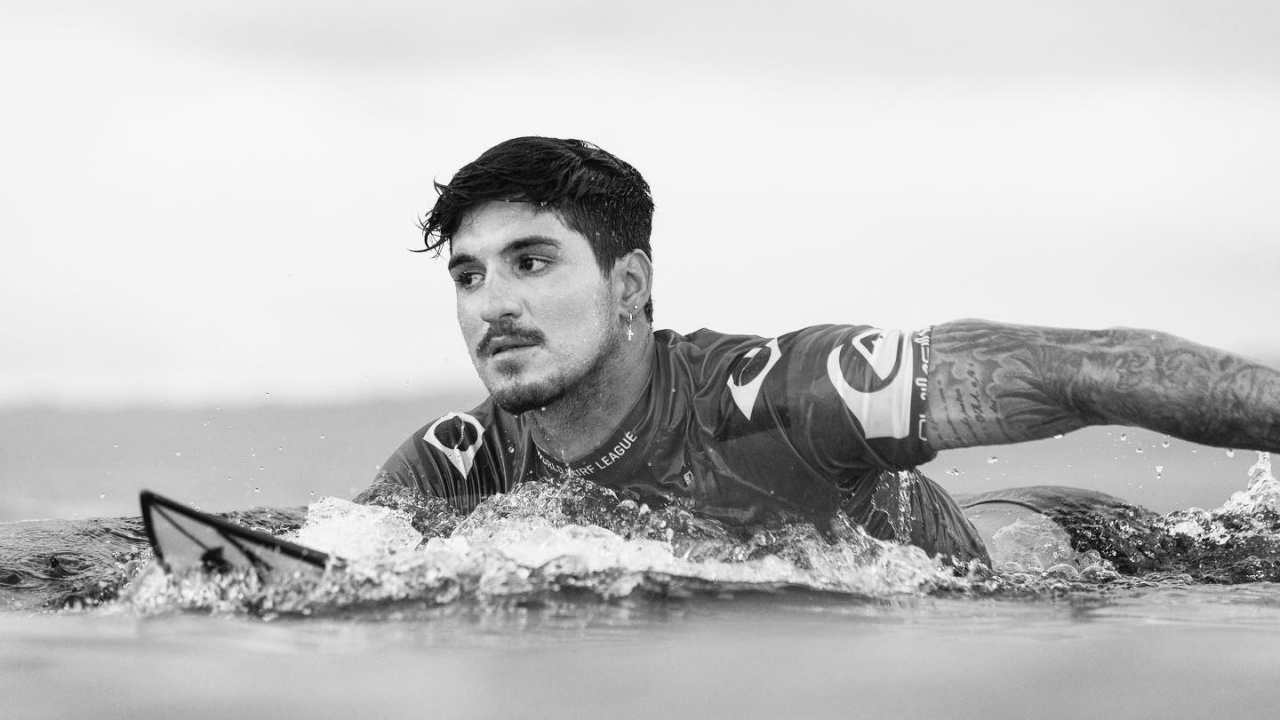 Gabriel Medina se pronuncia após eliminação em Saquarema: “Voltarei mais forte”