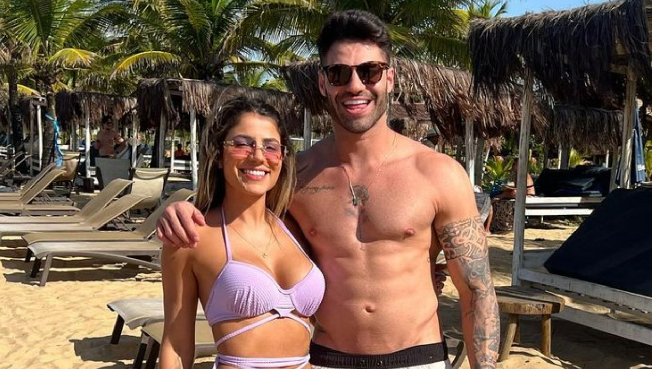 Hariany Almeida e DJ Netto curtem tarde romântica em praia paradisíaca de Trancoso