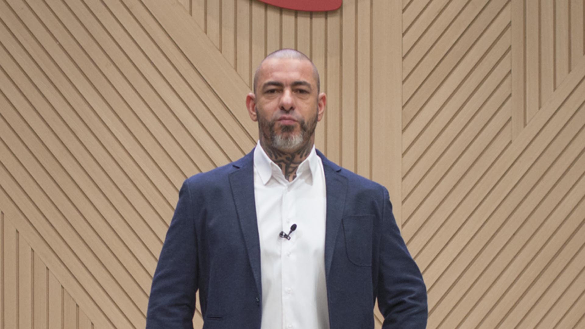 Henrique Fogaça é afastado das gravações do MasterChef+