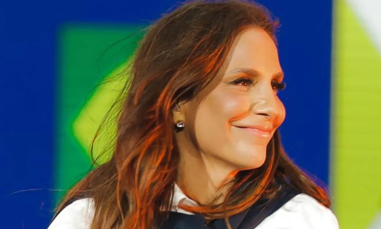 Ivete Sangalo abre álbum de fotos do show dos seus 50 anos: ”Aliada da felicidade”