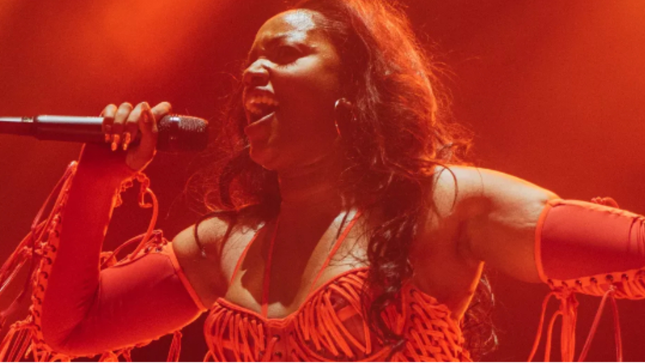 Iza faz agradecimento após apresentação no Rock in Rio Lisboa: ”Amo realizar meus sonhos com vocês”