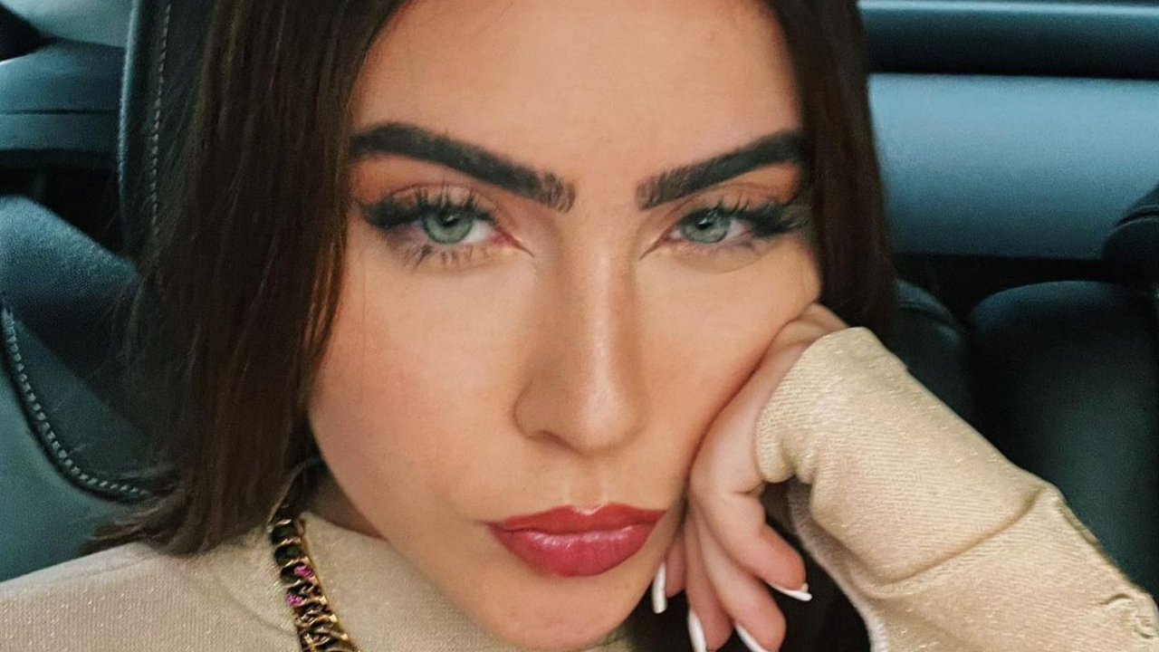 Jade Picon aposta em look poderoso para dia de compras: “Perfeita”