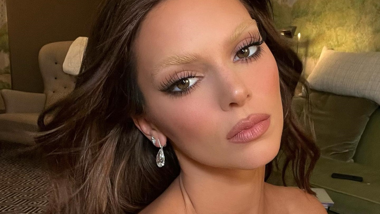 Kendall Jenner puxa o biquíni até o limite e surpreende com corpão sarado: ”Gata”
