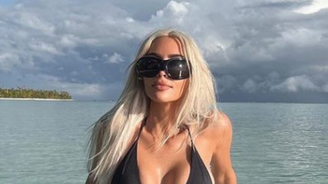 Kim Kardashian ao lado de Anna Wintour em novos cliques