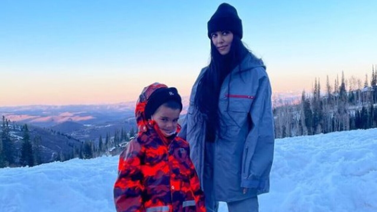 Kourtney Kardashian compartilha cliques do seu filho Reign em seu casamento na Itália