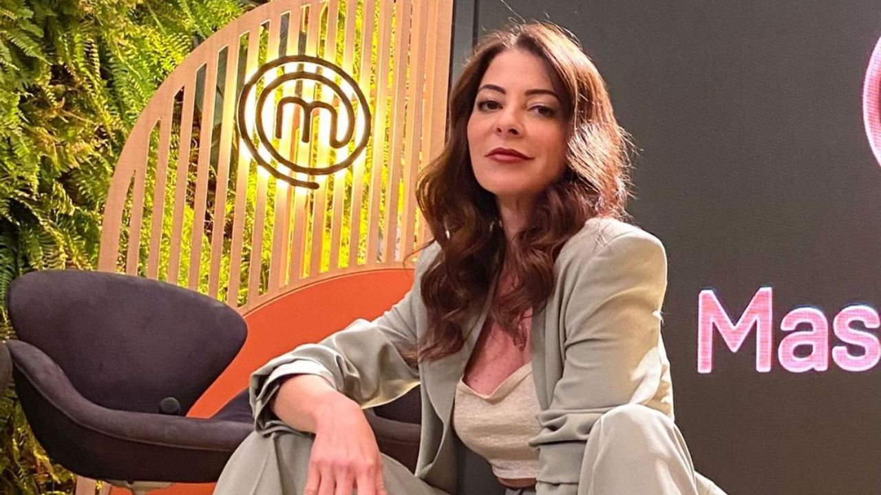 ”Sou eu que dou identidade ao que visto, não o contrário”, afirma Ana Paula Padrão ao falar sobre seu figurino no Masterchef