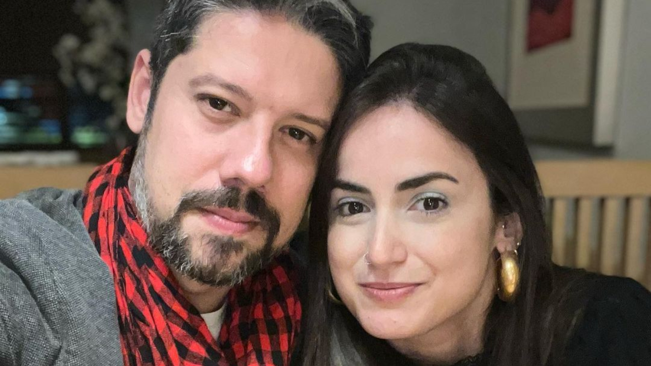 Em declaração, Phelipe Siani revela o motivo de ser apaixonado por Mari Palma