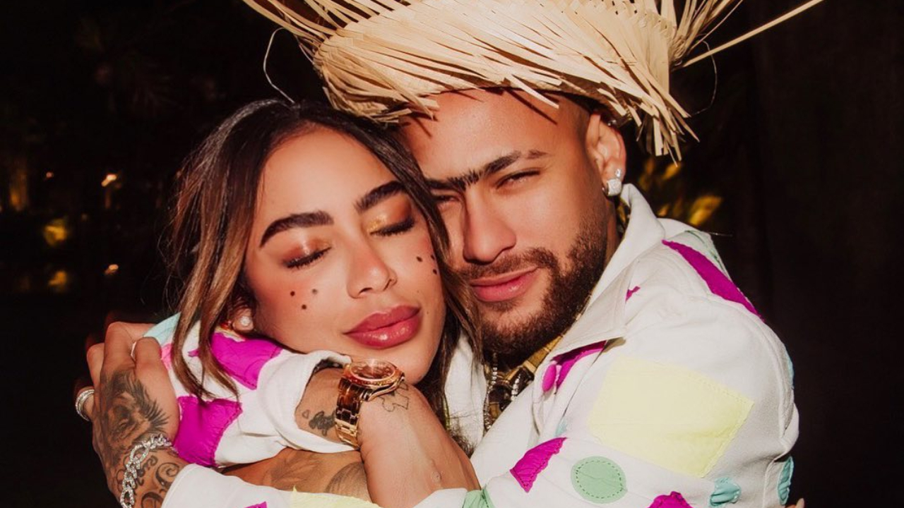 Rafaella e Neymar surgem juntinhos em registro e arrancam elogios da web