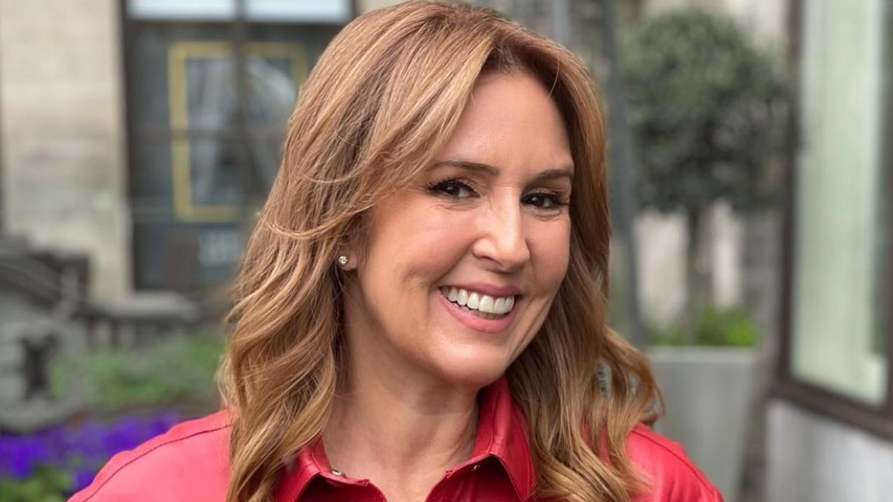 Renata Capucci recebe a quarta dose da vacina contra a covid-19