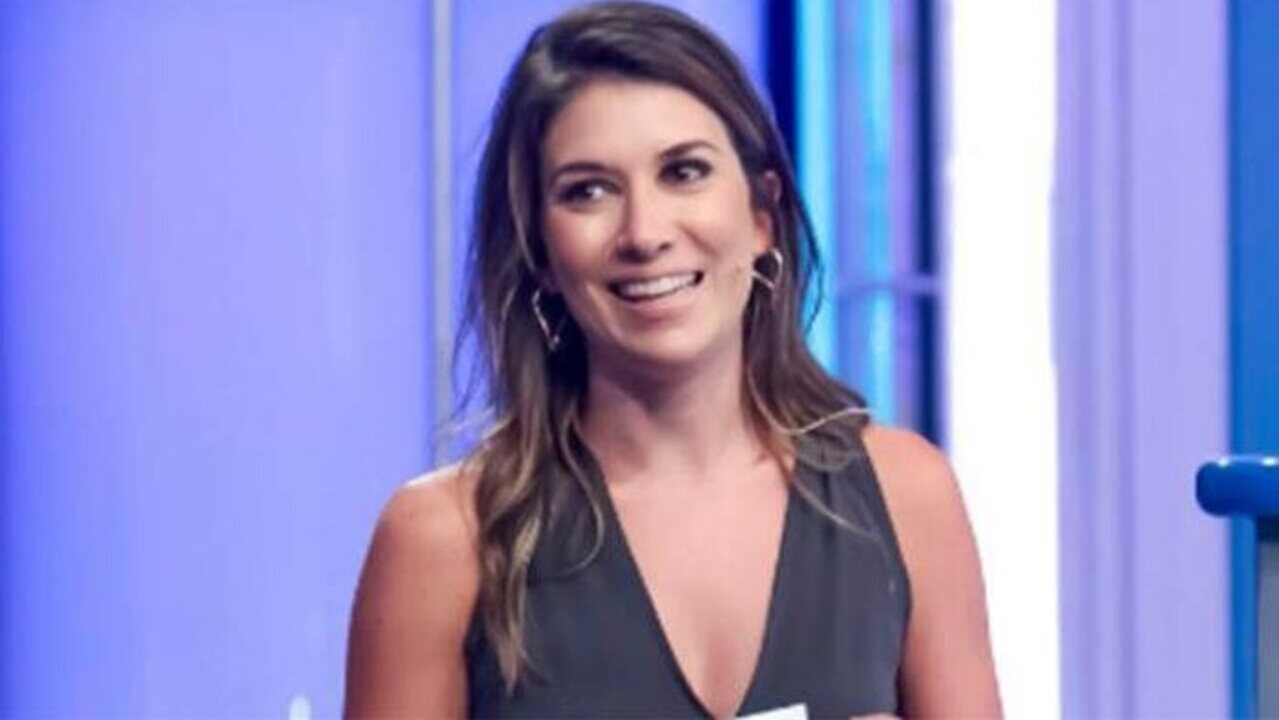 Rebeca Abravanel mostra foto do passado da família toda reunida